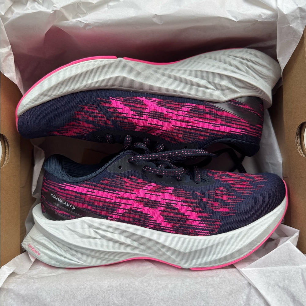 Asics Novablast 3